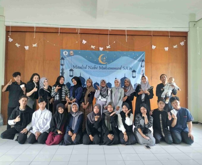 Memperingati Maulid Nabi Muhammad S.A.W